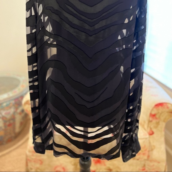 EQUIPMENT sheer burnout silk blouse. Zebra print. Black. Size Large - Picture 3 of 5